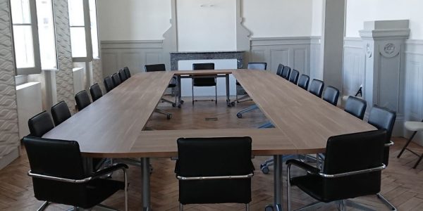 Table de réunion modulable